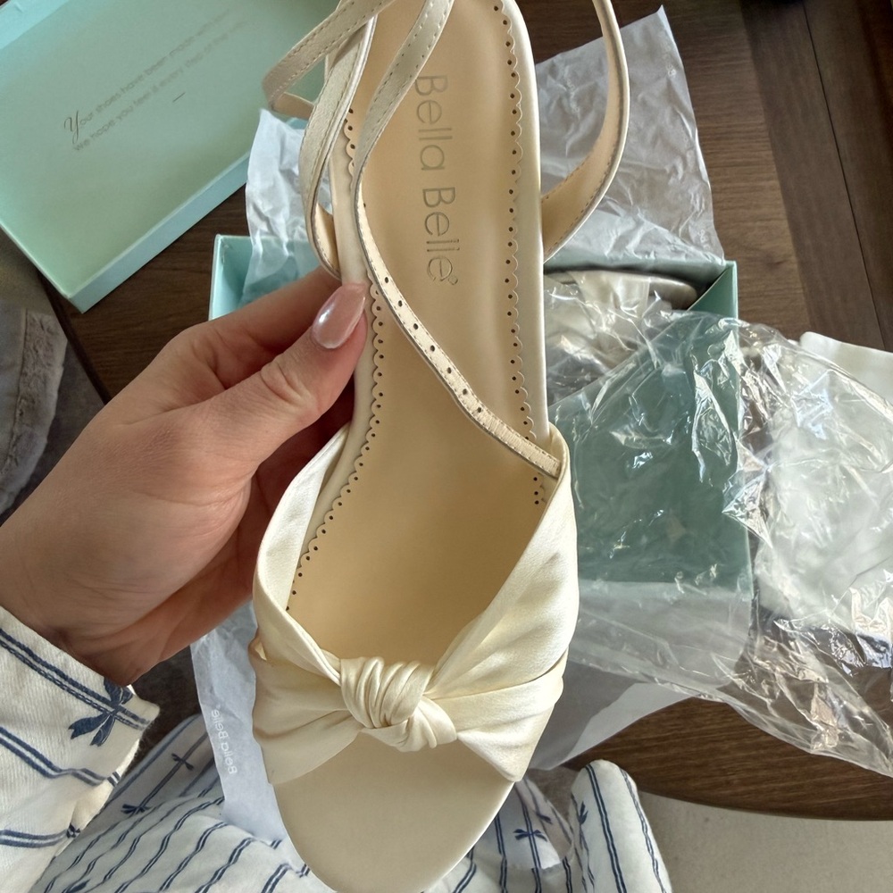 Bella Belle Women's Ivory Satin Heels - Picture 4 of 5